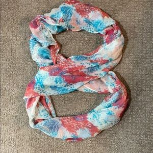 Multicolor infinity scarf